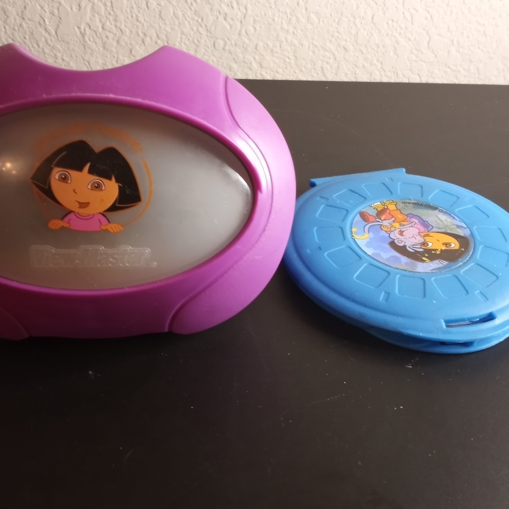 View Master Dora Explorer with 3 reels